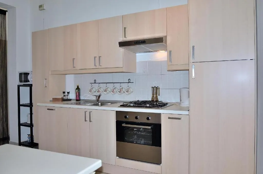 The Magic Lake - Apartment With Balcony And Lake View Colonno إيطاليا